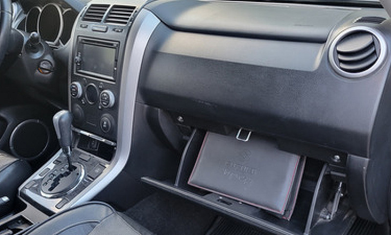 Suzuki Grand Vitara ...
