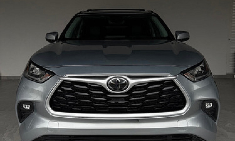 Toyota Highlander 3....