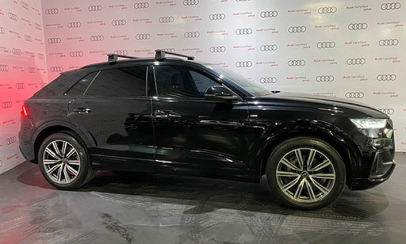 Audi Q8 2023...