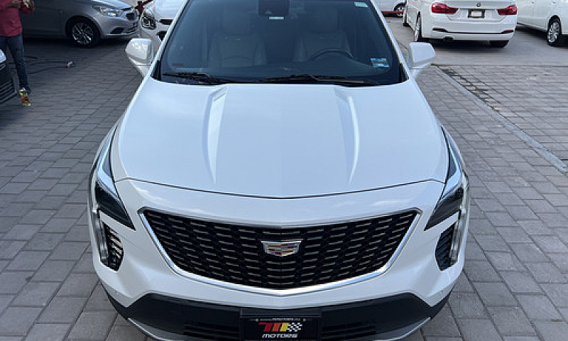 Cadillac Xt4 Premium...