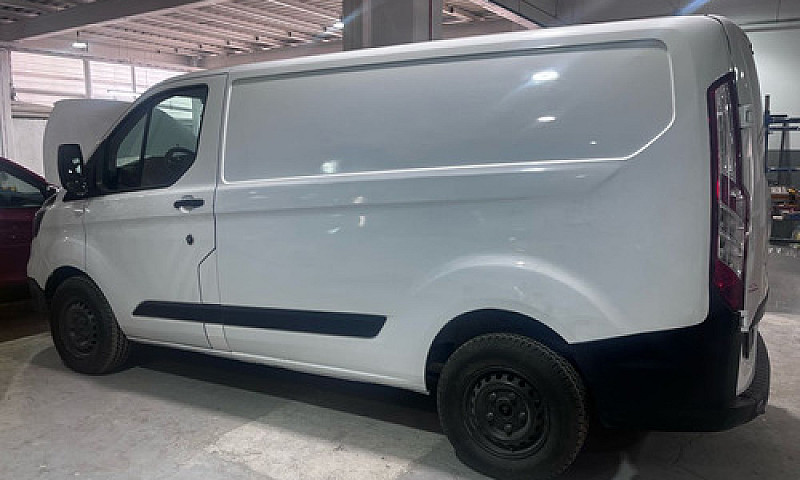 Ford Transit Van 202...