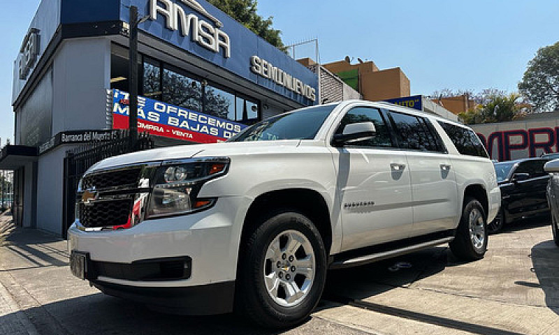 Chevrolet Suburban 5...
