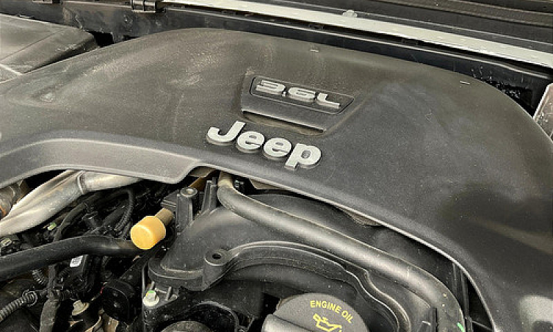 Jeep Wrangler 2021...