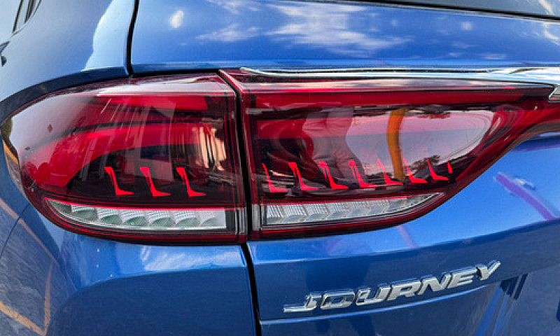 Dodge Journey  2023...