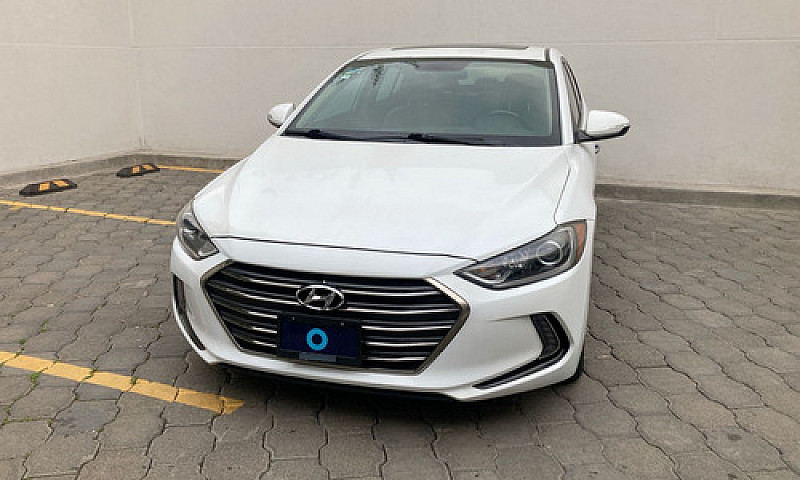 Hyundai Elantra 2017...