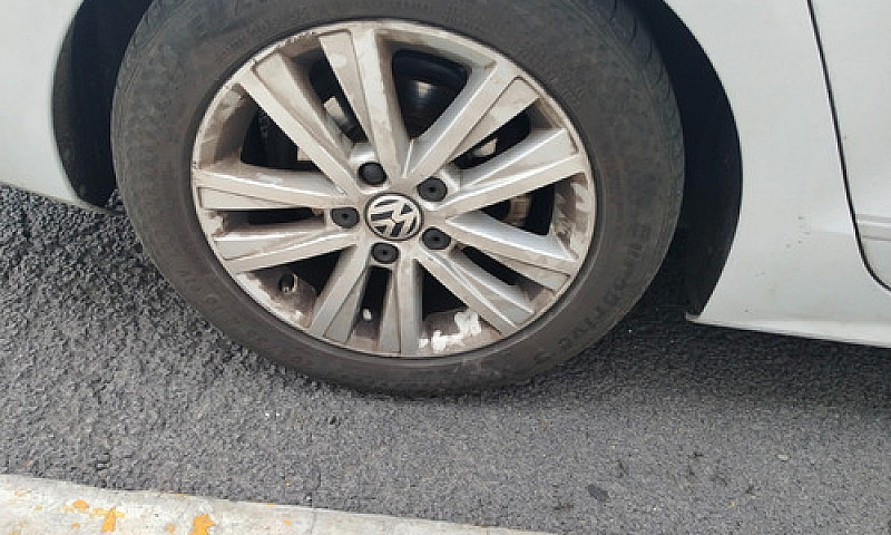 Volkswagen Jetta Sty...