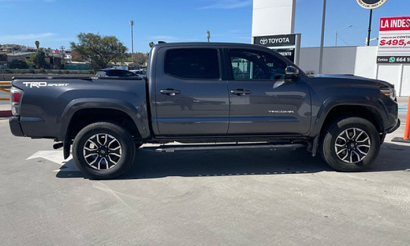 Toyota Tacoma 2021...