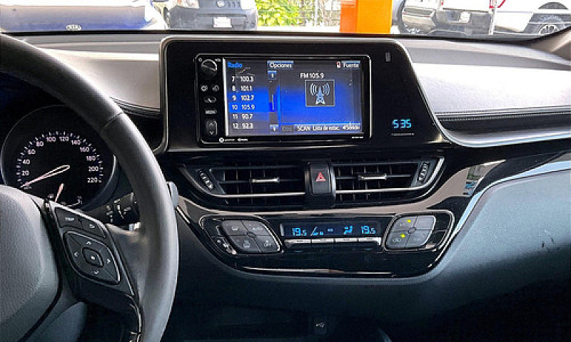 Toyota C-Hr 2019...