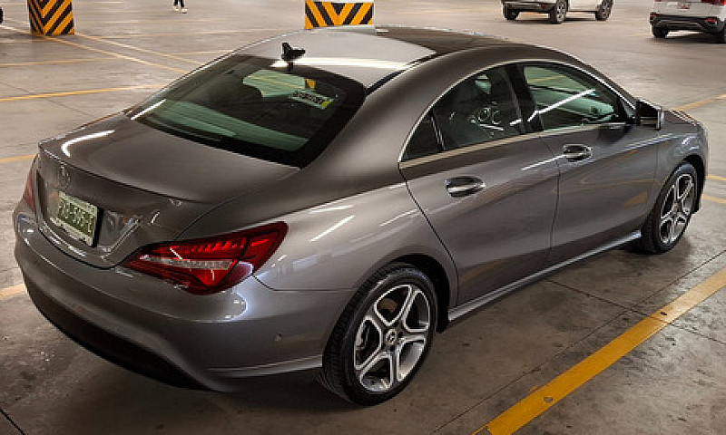 Mercedes-Benz Clase ...