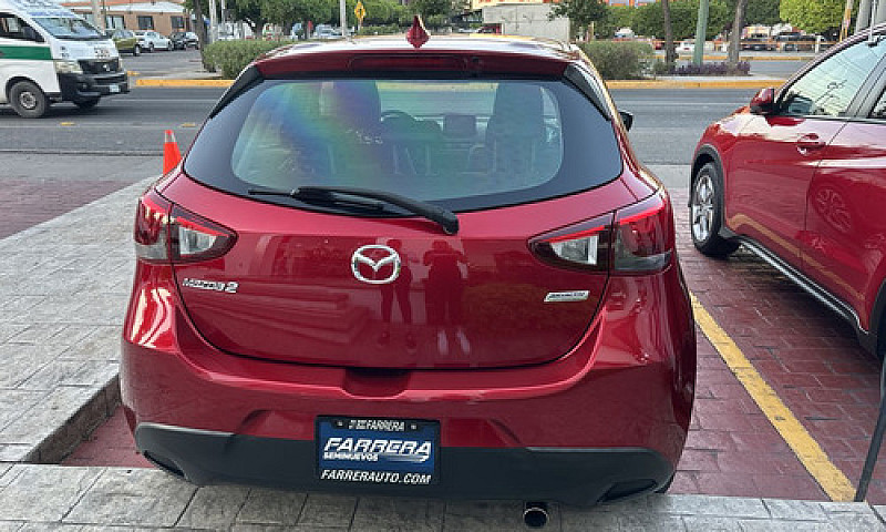 Mazda Mazda 2 2019...