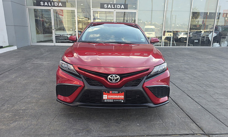 Toyota Camry 2021...