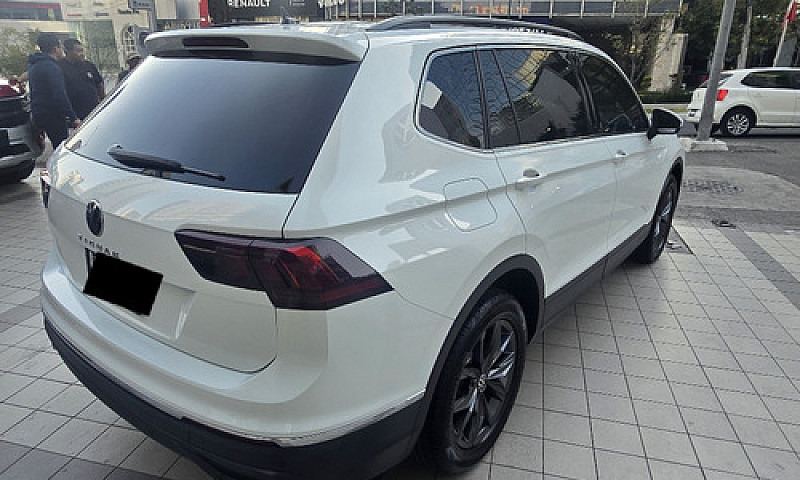 Volkswagen Tiguan 1....