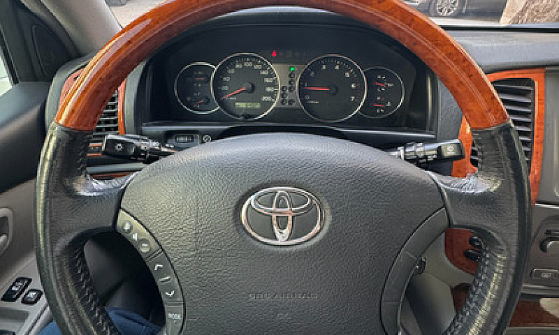 Toyota Land Cruiser ...