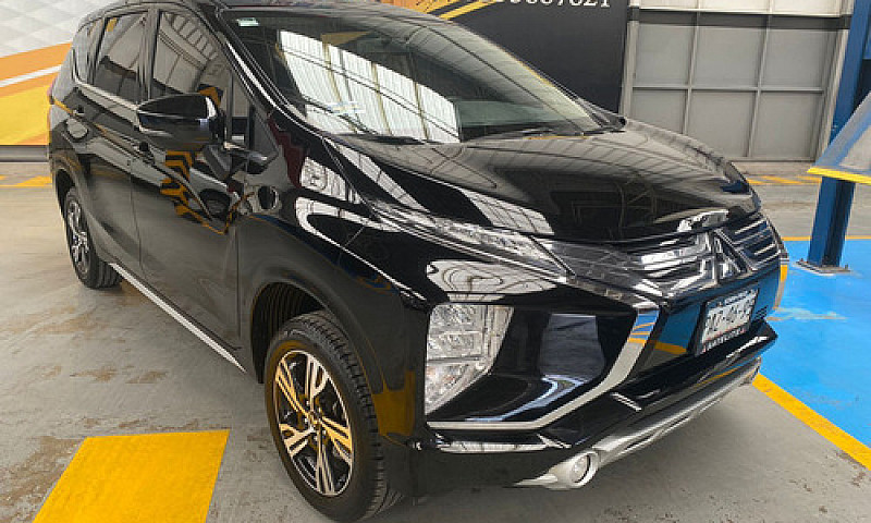 Mitsubishi Xpander 2...