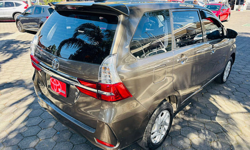 Toyota Avanza 2021...