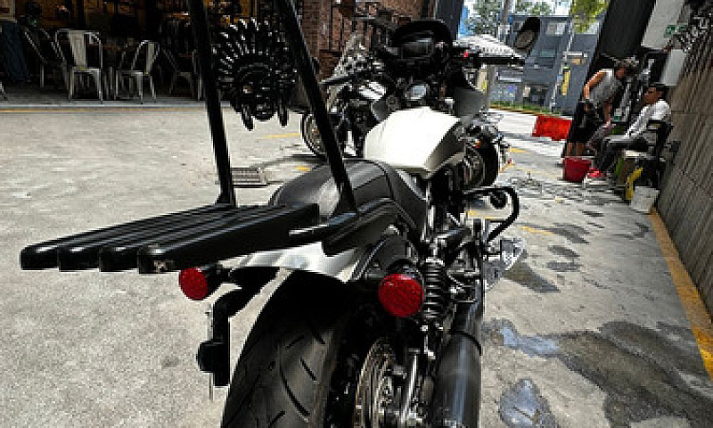 Indian Scout Bobber ...