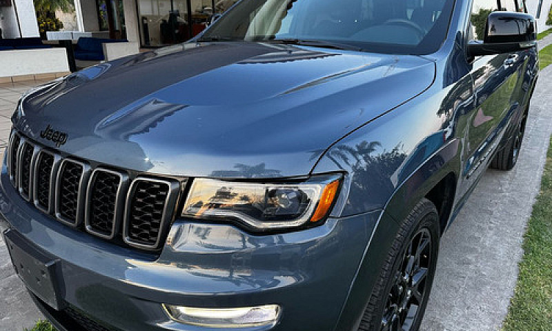 Jeep Grand Cherokee ...