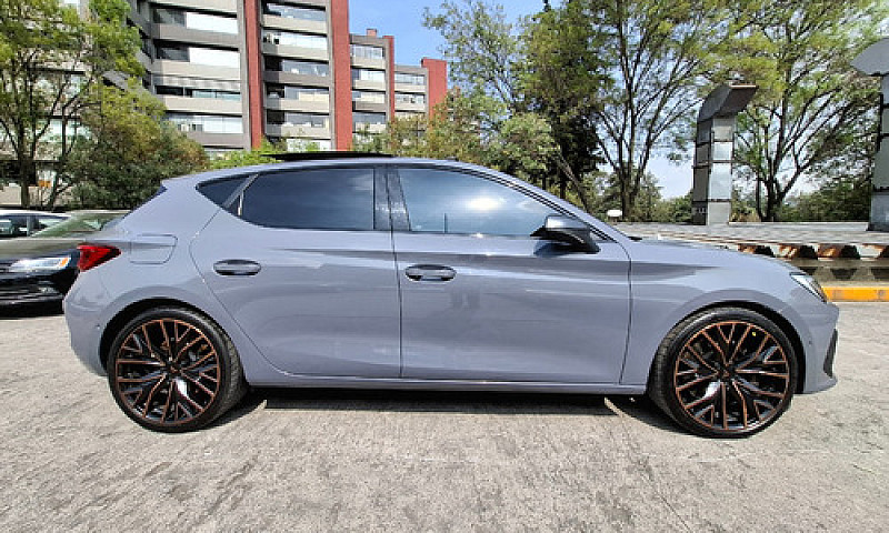 Cupra Leon 300 Hp Au...