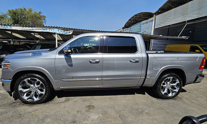 Ram Ram 1500 5.7 Mil...