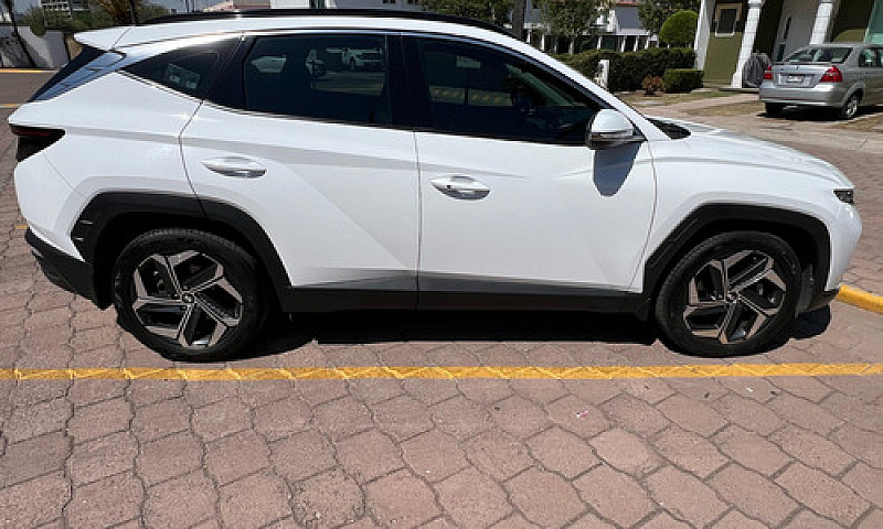 Tucson Limited 2.5 T...