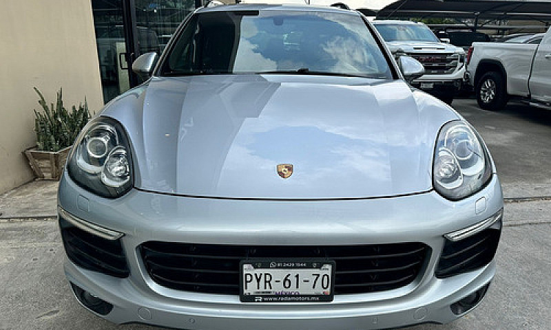 Porsche Cayenne 2016...