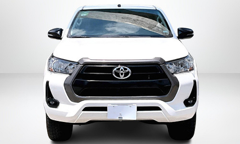 Toyota Hilux 2022...
