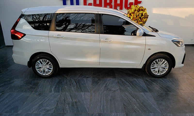 Suzuki Ertiga 1.5 Gl...