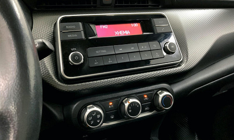 Nissan Kicks 2017...