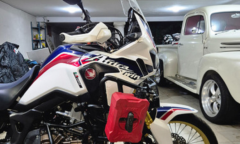 Africa Twin Dct  Crf...