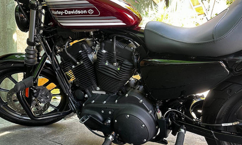 Harley Davidson Spor...