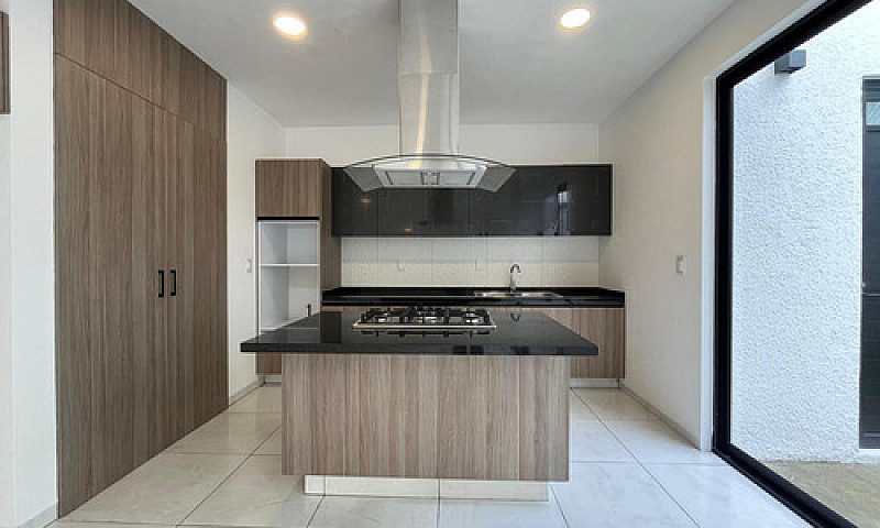 Casa En Venta - San ...