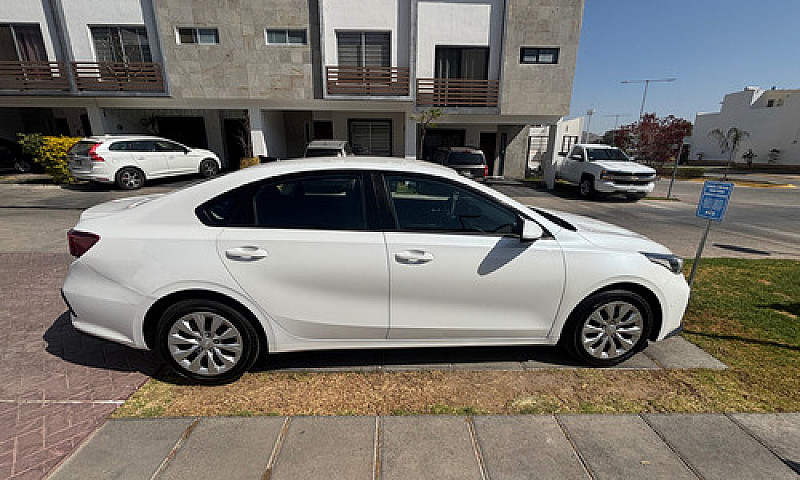 Kia Forte 2.0 Lx Mt...