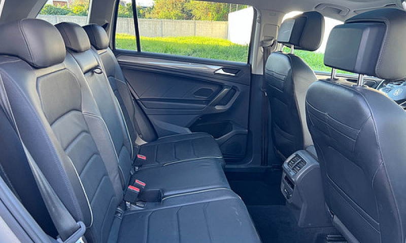 Volkswagen Tiguan 1....