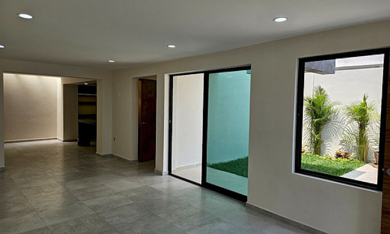 Casa Estilo Minimali...