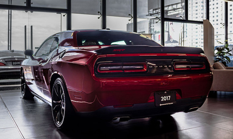 Dodge Challenger 201...