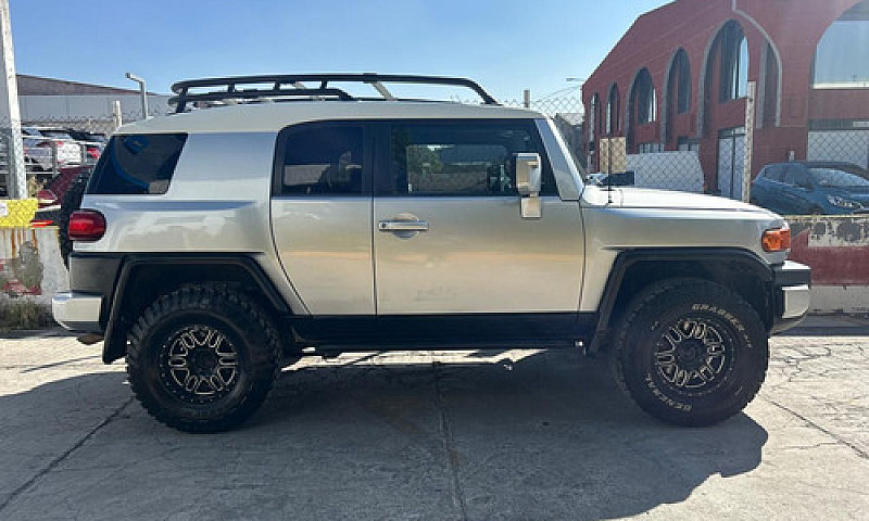 Toyota Fj Cruiser 20...
