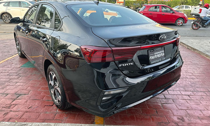 Kia Forte 2020...