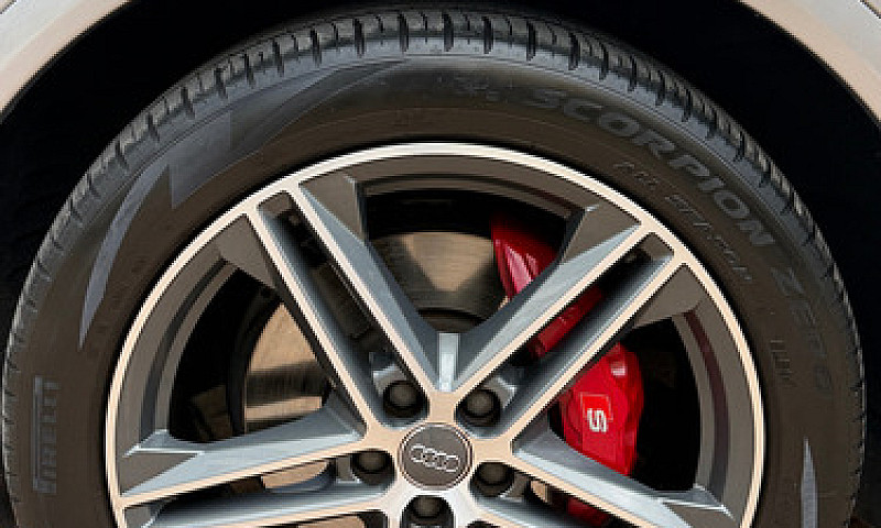 Audi Q5 3.0 Sq5 Tfsi...
