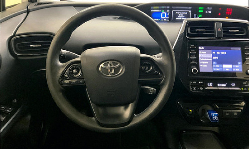Toyota Prius 2020...