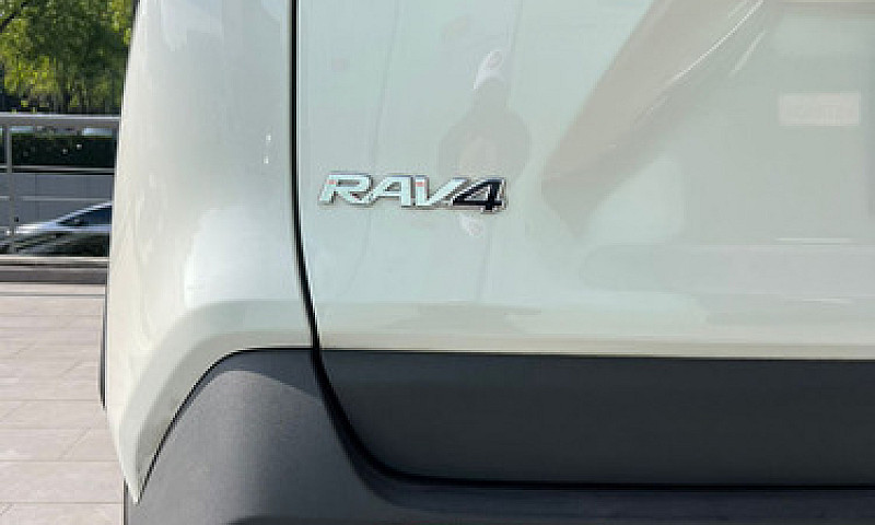 Toyota Rav4 2021...