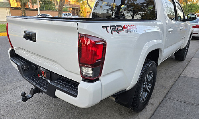 Toyota  Tacoma  2019...