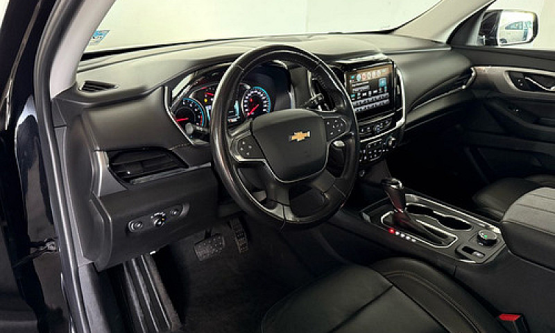 Chevrolet Traverse 2...