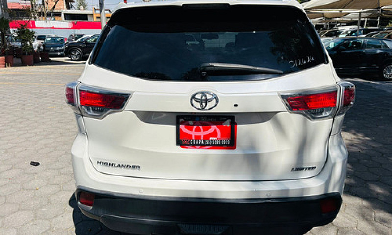 Toyota Highlander 20...