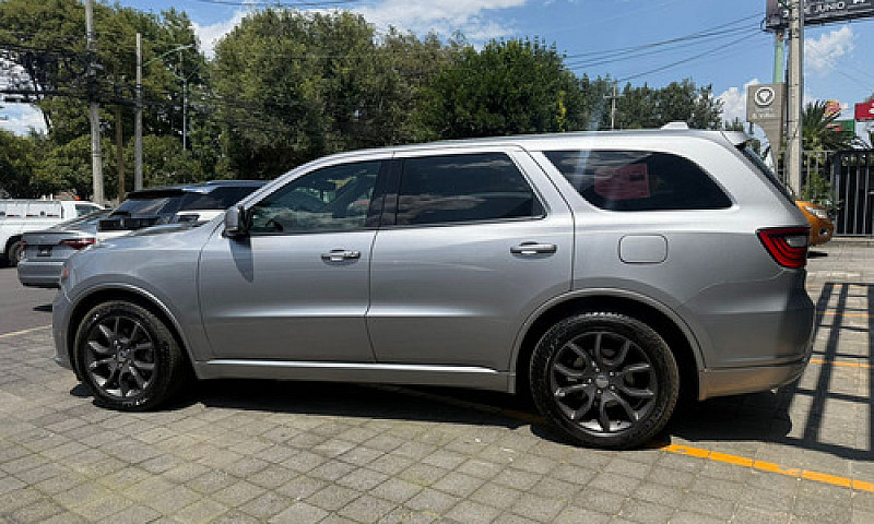 Dodge Durango 5.7 V8...