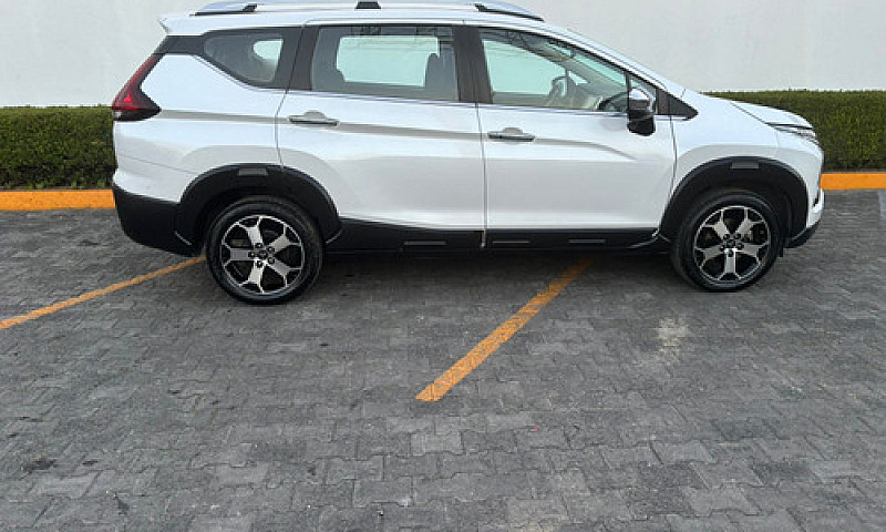 Mitsubishi Xpander  ...