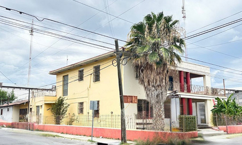 Venta De Casa Con Us...