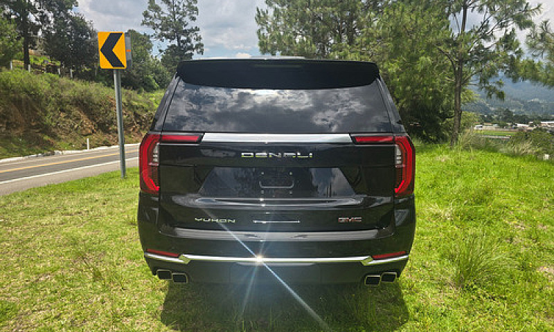 Gmc Yukon 6.2 V8 Den...