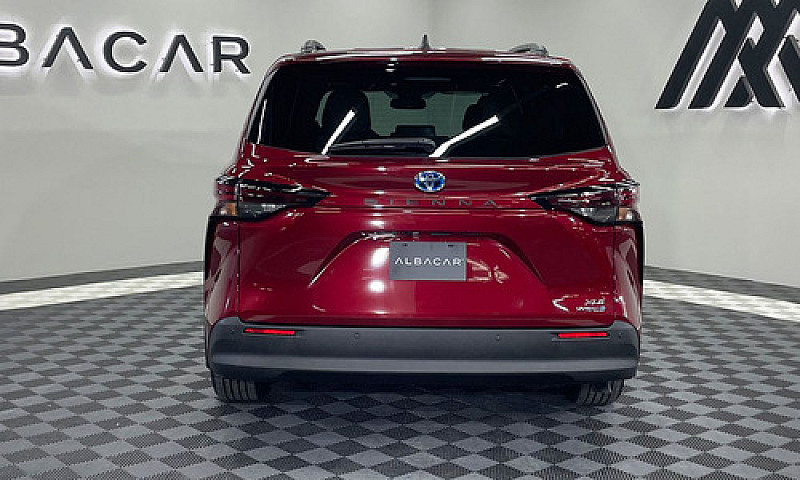Toyota Sienna 2.5 Xl...