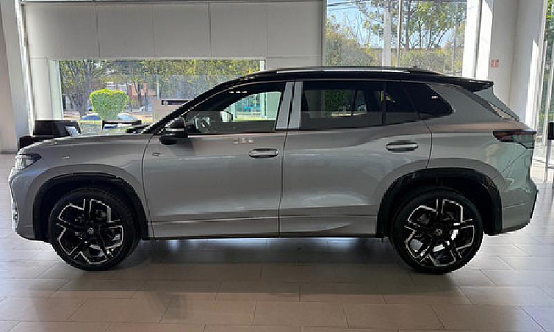Volkswagen Tiguan 1....