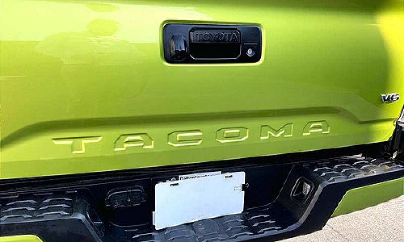 Toyota Tacoma 2023...